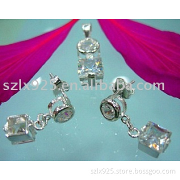 plain silver jewelry set with CZ